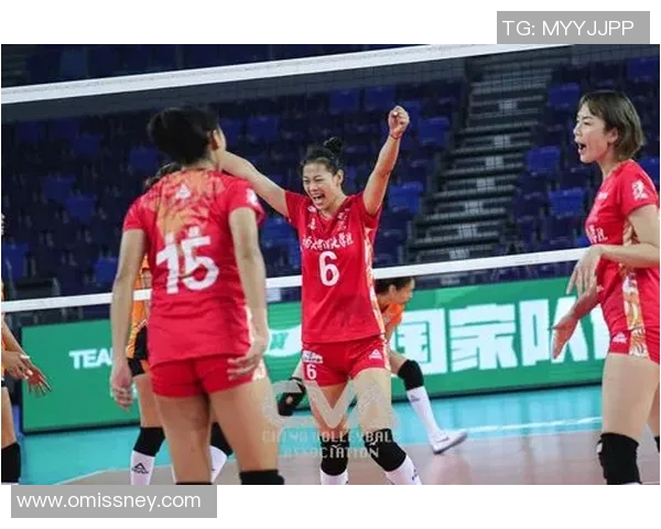 重庆排球队防守反击策略分析及其在比赛中的得失表现探讨 重庆排球队防守反击策略分析及其在比赛中的得失表现探讨